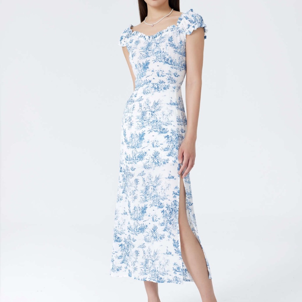 NWT Cider Elegant Blue and White Floral Dress